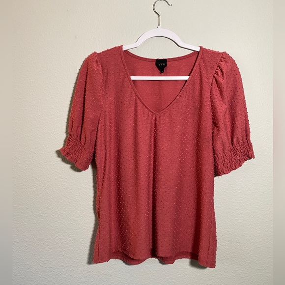 W5 Swiss dot pink blouse size large - Picture 1 of 6